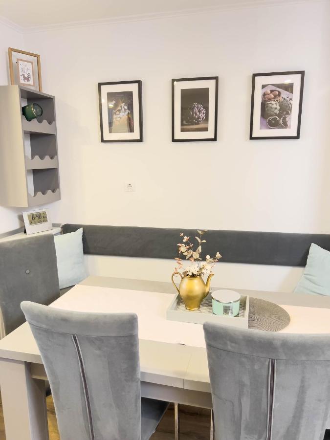Apartment Comfort Corner *
